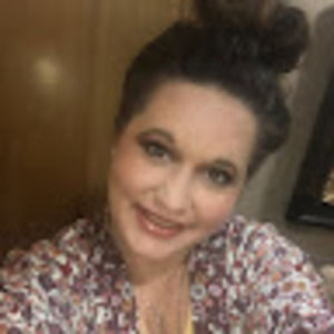 Meet your Posher, Paula